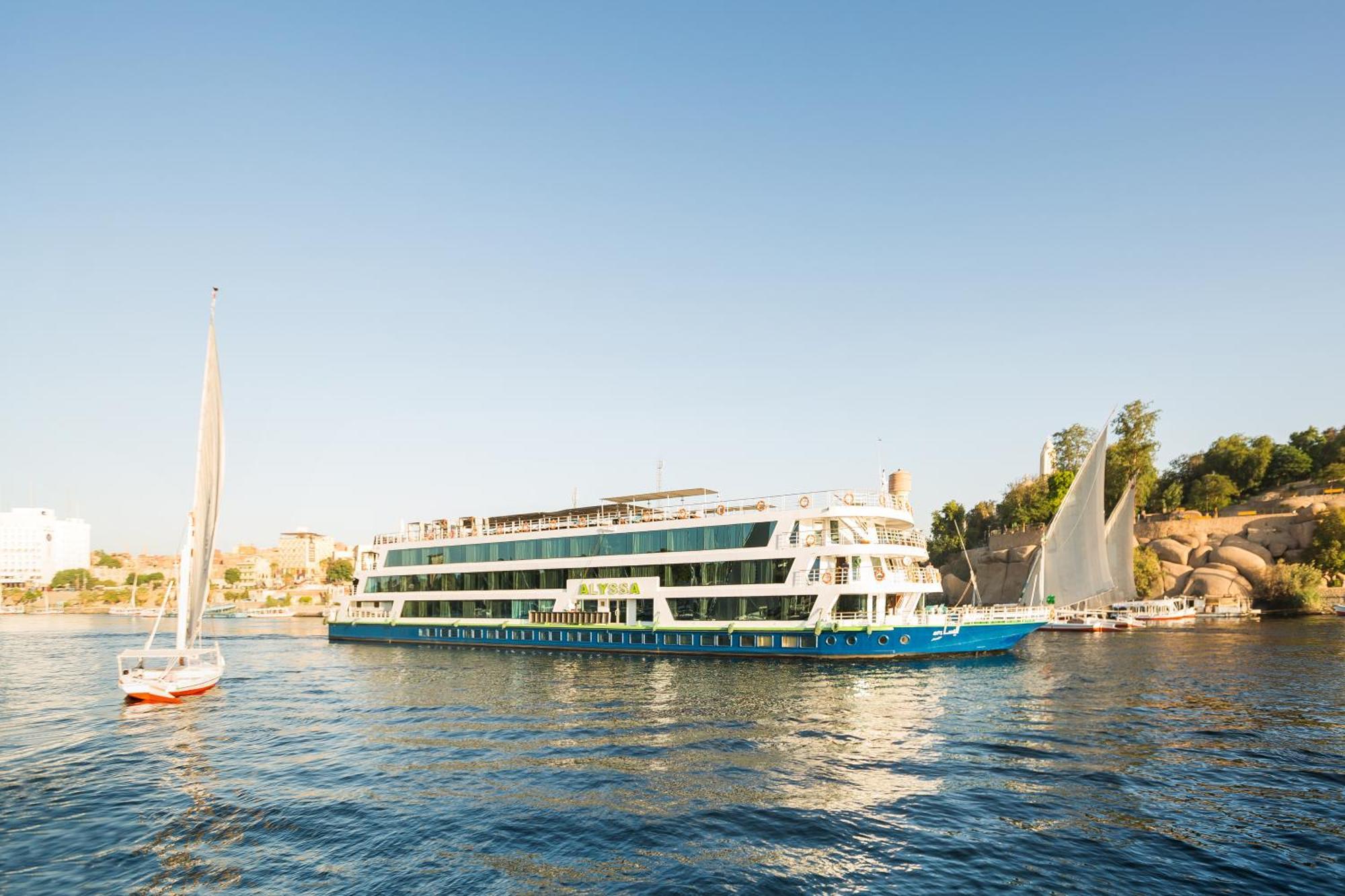 M/Y Alyssa - 4 Or 7 Nights From Luxor Each Monday And 3 Or 7 Nights From Aswan Each Friday Hotel Exterior photo